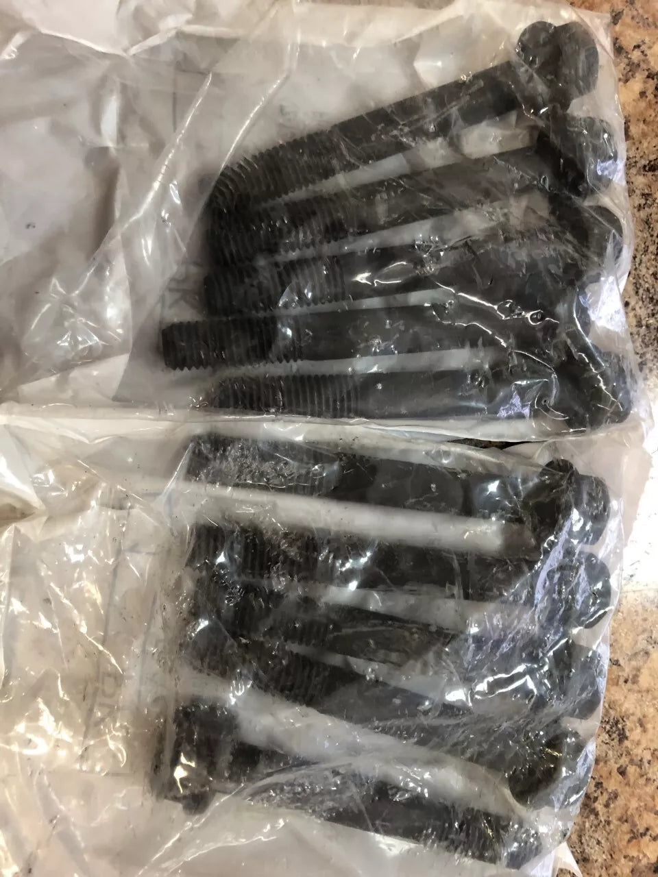 NEW Mercruiser Marine 3.0L 181 Head Bolt Kit